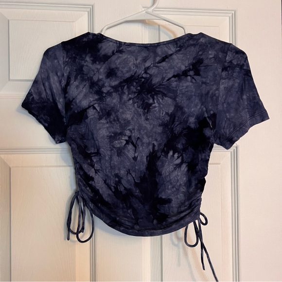 Princess Polly Dark Blue Tie-Dye Crop Top - Picture 2 of 6